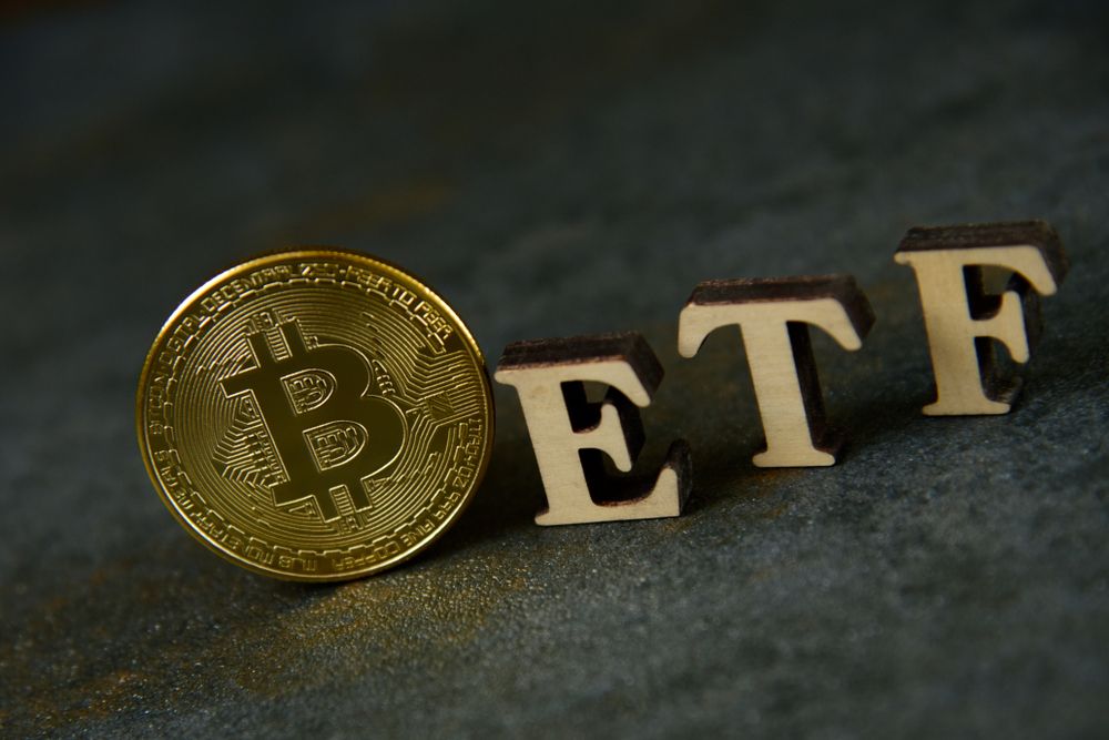 Bitcoin ETF là gì? Có nên đầu tư Bitcoin ETF?